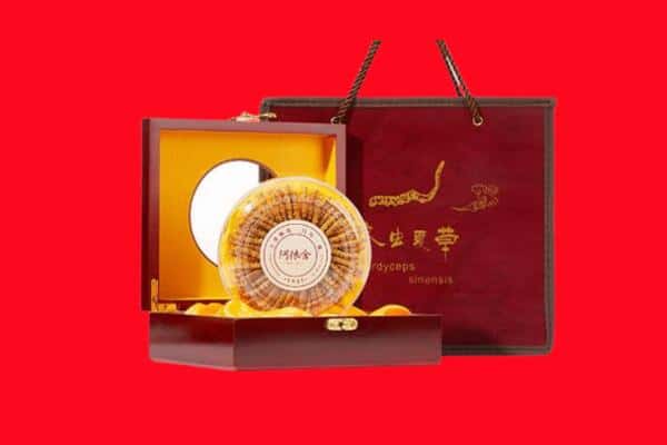 收购资讯:康乐县回收冬虫夏草是按克吗